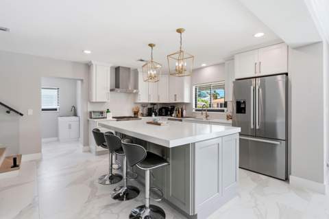 2447 SE 10th Street, Pompano Beach FL - photo 9 of 35