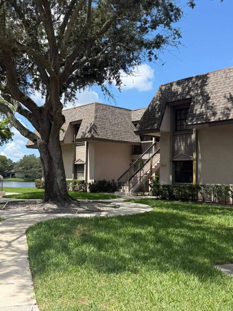3 bedroom Condominium at 3647 NW 94th Avenue #4H, Grenadier Lakes At Welleby Condo, Sunrise — photo 3