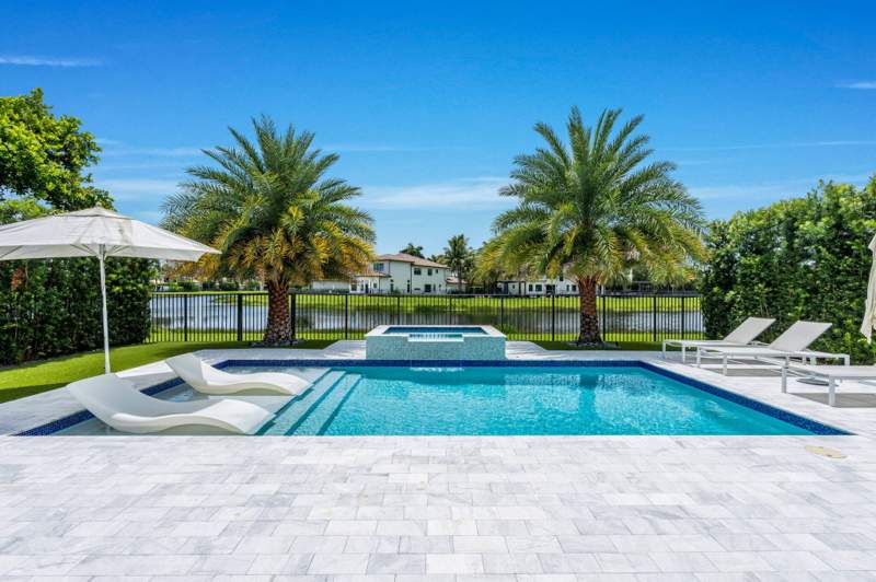 5 bedroom Single Family Residence at 16813 Pavilion Way, Hyder Agr Pud Pl 1, Delray Beach — photo 2