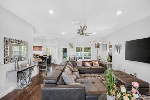 3958 SW Brunswick Street, Port St. Lucie FL - photo 12 of 53