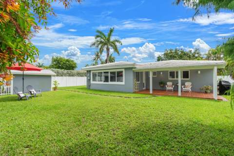 4761 NE 2nd Terrace, Oakland Park FL - photo 7 of 40
