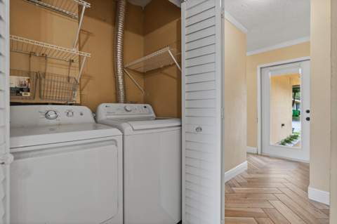 10927 NW 29th Court, Sunrise FL - photo 16 of 28