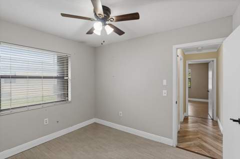 10927 NW 29th Court, Sunrise FL - photo 18 of 28