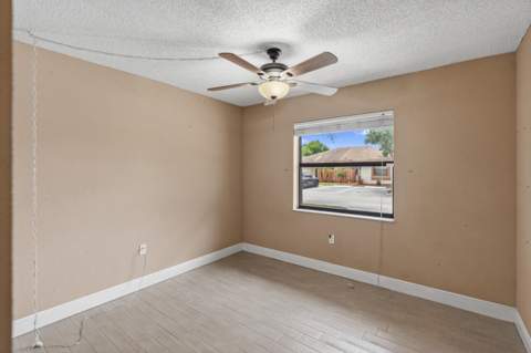 10927 NW 29th Court, Sunrise FL - photo 21 of 28