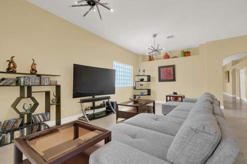 18453 Old Princeton Lane, Boca Raton FL - photo 9 of 54