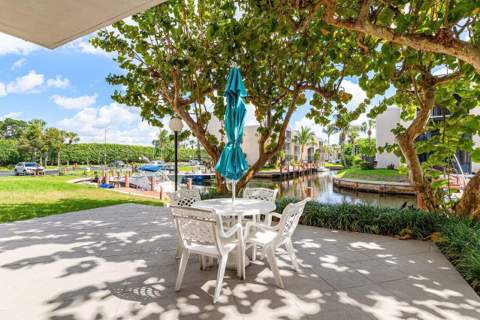 17 Royal Palm Way #105, Boca Raton FL - photo 24 of 44
