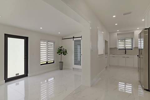 421 Fontana Drive, Palm Springs FL - photo 6 of 42