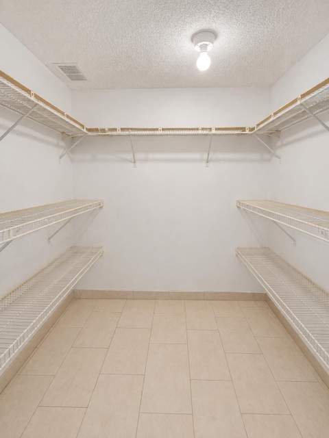 1025 SE 4th Avenue #101, Dania Beach FL - photo 17 of 21