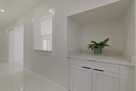 421 Fontana Drive, Palm Springs FL - photo 11 of 42