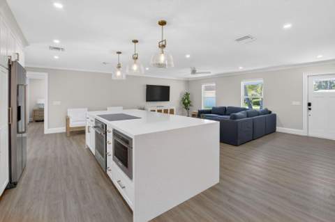 135 SE 28th Court, Boynton Beach FL - photo 10 of 80