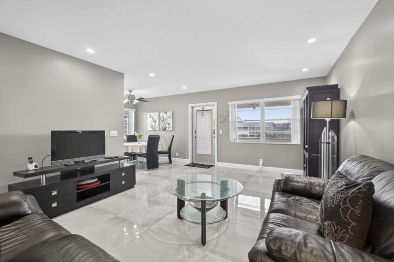 2 bedroom Condominium at 160 Easthampton G, Easthampton Condo, West Palm Beach — photo 4