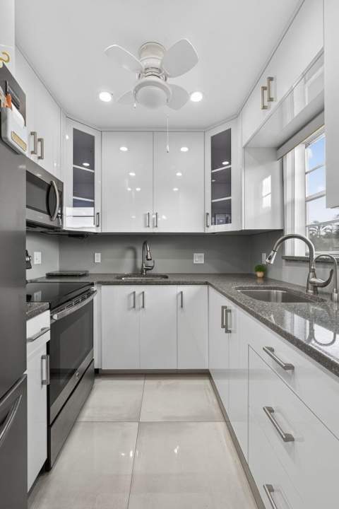 160 Easthampton G, West Palm Beach FL - photo 8 of 34