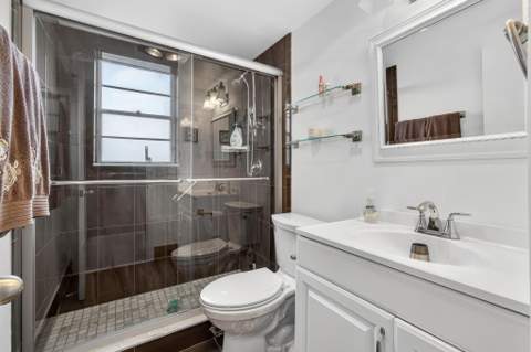 160 Easthampton G, West Palm Beach FL - photo 10 of 34