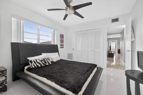 160 Easthampton G, West Palm Beach FL - photo 15 of 34