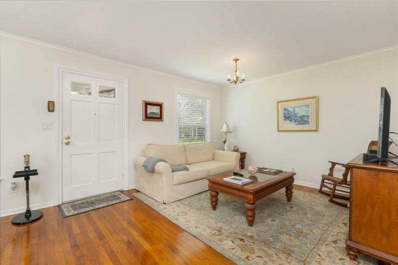 2 bedroom Single Family Residence at 816 Avon Road, Flamingo Park, West Palm Beach — photo 3