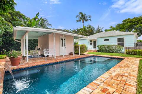816 Avon Road, West Palm Beach FL - photo 16 of 25
