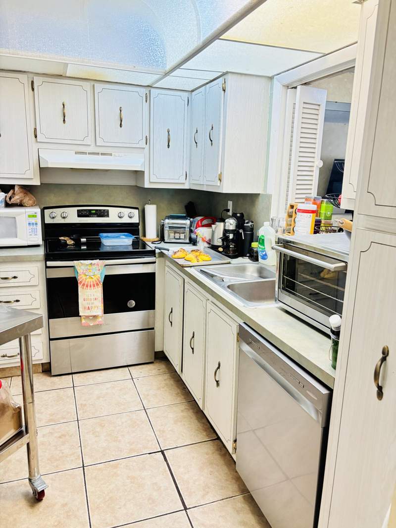 2 bedroom Condominium at 408 NW 68th Avenue #406, Polynesian Gardens Condominium, Plantation — photo 3