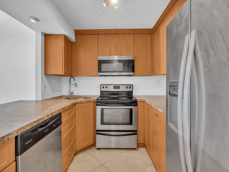 1 bedroom Condominium at 3002 NE 5th Terrace #105-B, River Manor Condo, Wilton Manors — photo 4
