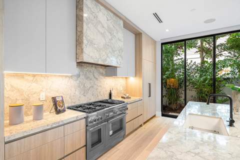 810 Andrews Avenue, Delray Beach FL - photo 8 of 93