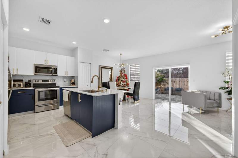 3 bedroom Townhouse at 4668 NW 120th Way, Sunset Trails, Coral Springs — photo 5