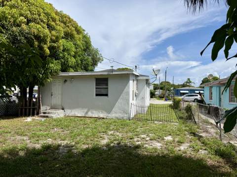 1108 State Street, West Palm Beach FL - photo 16 of 17