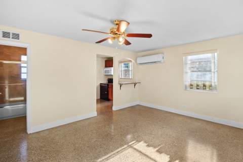 4546 Carver Street, Kenwood Estates FL - photo 6 of 34