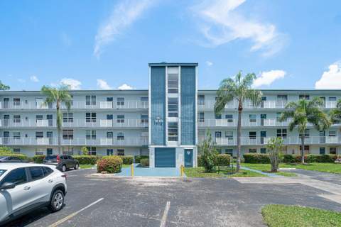 7610 NW 18th Street #102, Margate FL - photo 18 of 48