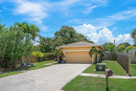 2406 Sundy Avenue, Delray Beach FL - photo 17 of 32