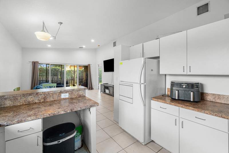 3 bedroom Single Family Residence at 2406 Sundy Avenue, Southridge, Delray Beach — photo 3