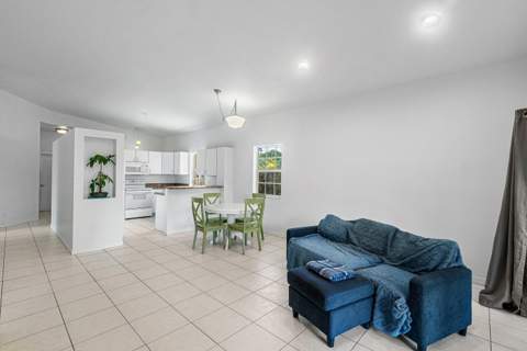 2406 Sundy Avenue, Delray Beach FL - photo 10 of 32