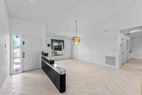 10775 Boca Woods Lane, Boca Raton FL - photo 18 of 42