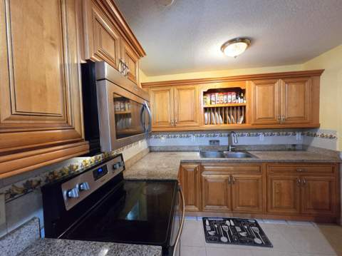 2907 SW 67th Terrace, Miramar FL - photo 9 of 30
