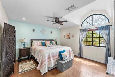 18577 Woodstream Drive, Boca Raton FL - photo 18 of 57