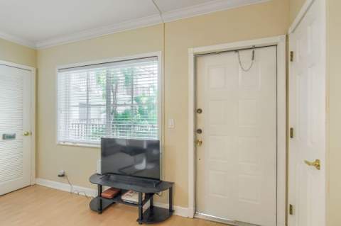 924 SE 2nd Street #25, Fort Lauderdale FL - photo 10 of 21
