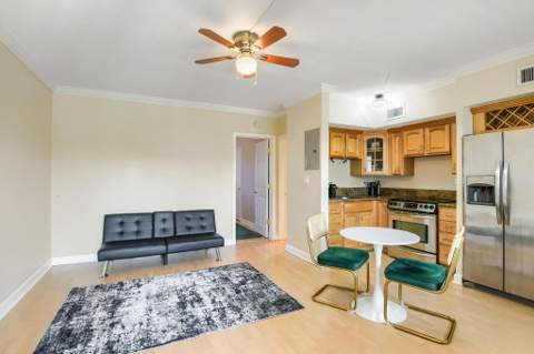 924 SE 2nd Street #25, Fort Lauderdale FL - photo 8 of 21