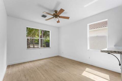 196 Seminole Lakes Drive, Royal Palm Beach FL - photo 22 of 51