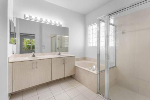 196 Seminole Lakes Drive, Royal Palm Beach FL - photo 19 of 51