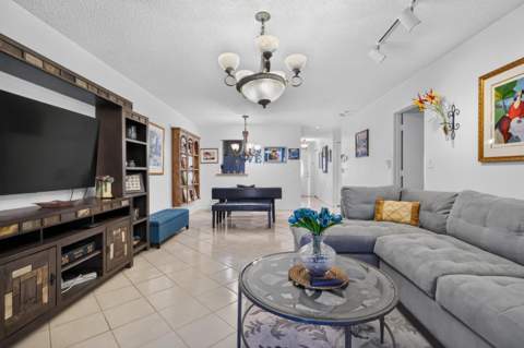 6802 Moonlit Drive, Delray Beach FL - photo 11 of 51