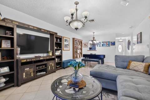 6802 Moonlit Drive, Delray Beach FL - photo 12 of 51