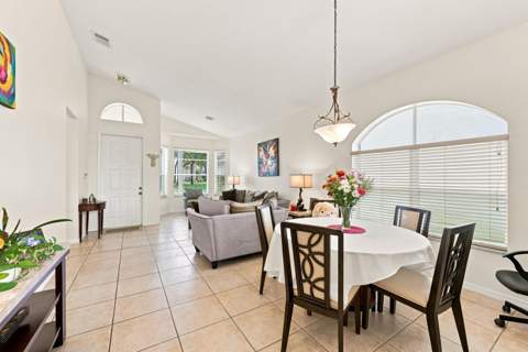 7778 NW 17th Place, Pembroke Pines FL - photo 8 of 34