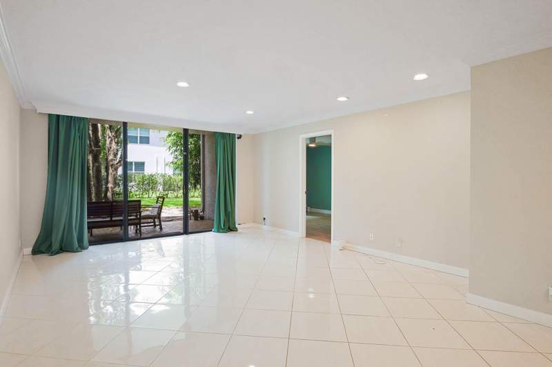 2 bedroom Condominium at 4381 Trevi Court #107, Fountains Of Palm Beach Condo 2, Lake Worth — photo 5
