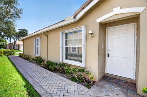 8410 Cargill Point, West Palm Beach FL - photo 6 of 61