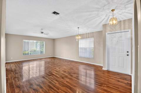 8410 Cargill Point, West Palm Beach FL - photo 7 of 61