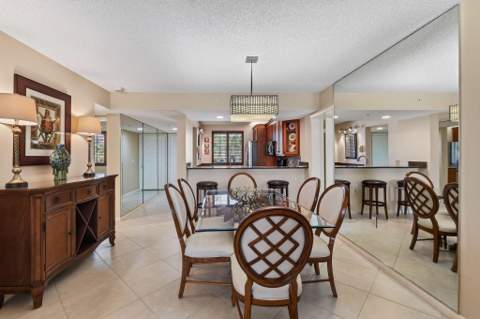 2101 Marina Isle Way #202, Jupiter FL - photo 6 of 35