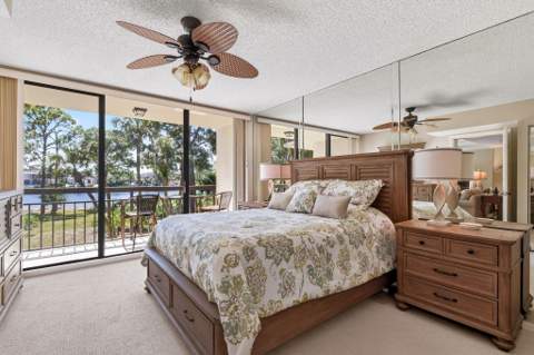 2101 Marina Isle Way #202, Jupiter FL - photo 11 of 35