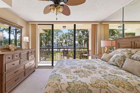 2101 Marina Isle Way #202, Jupiter FL - photo 12 of 35