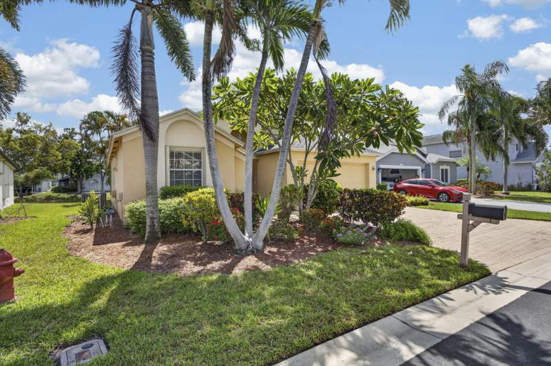 3 bedroom Single Family Residence at 2221 Soundings Court, River Bridge Pud 2B, Greenacres — photo 3