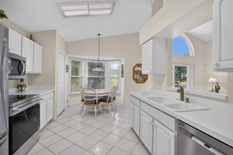 2221 Soundings Court, Greenacres FL - photo 15 of 63