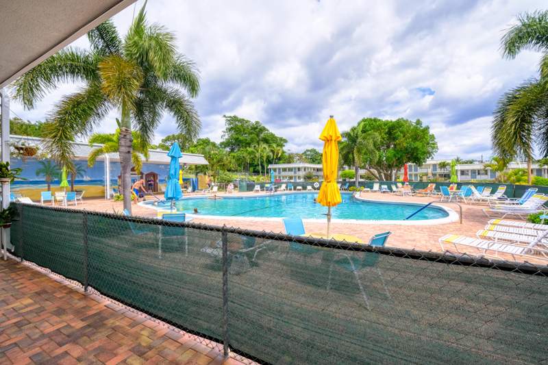 2 bedroom Condominium at 2840 Lake Osborne Drive #111, Murry Hills Apt Bldg Condo, Lake Worth — photo 4