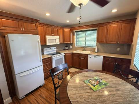 21 Lexington Lane #H, Palm Beach Gardens FL - photo 9 of 42